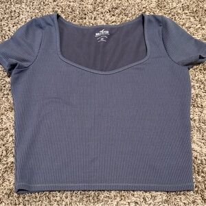 Hollister Women's Navy Ribbed Crop Top